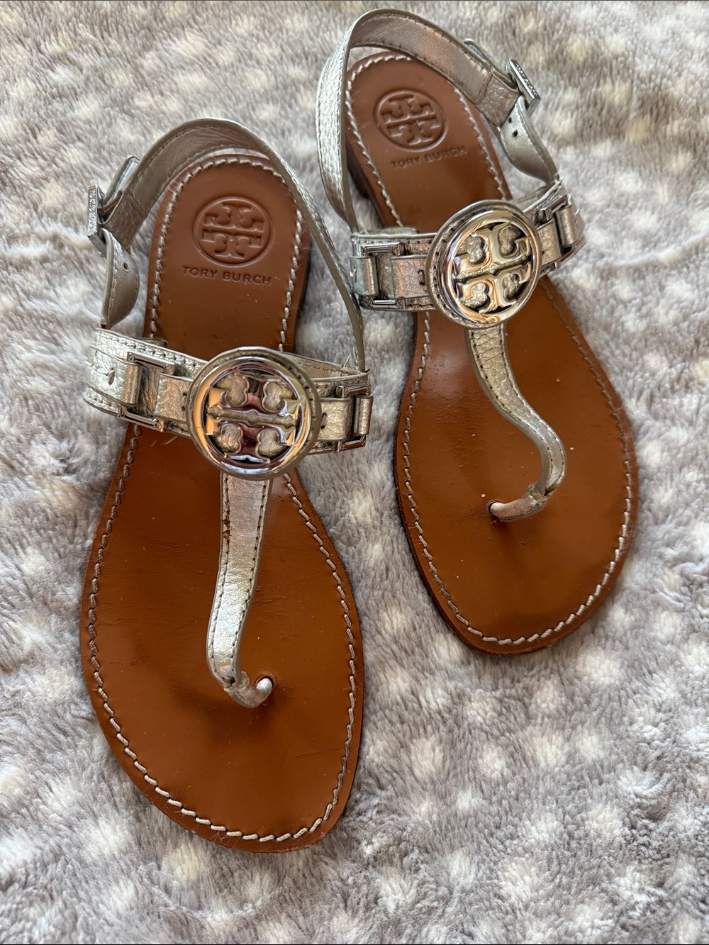 Tory Burch Metallic Silver Leather Logo Thong Sandals